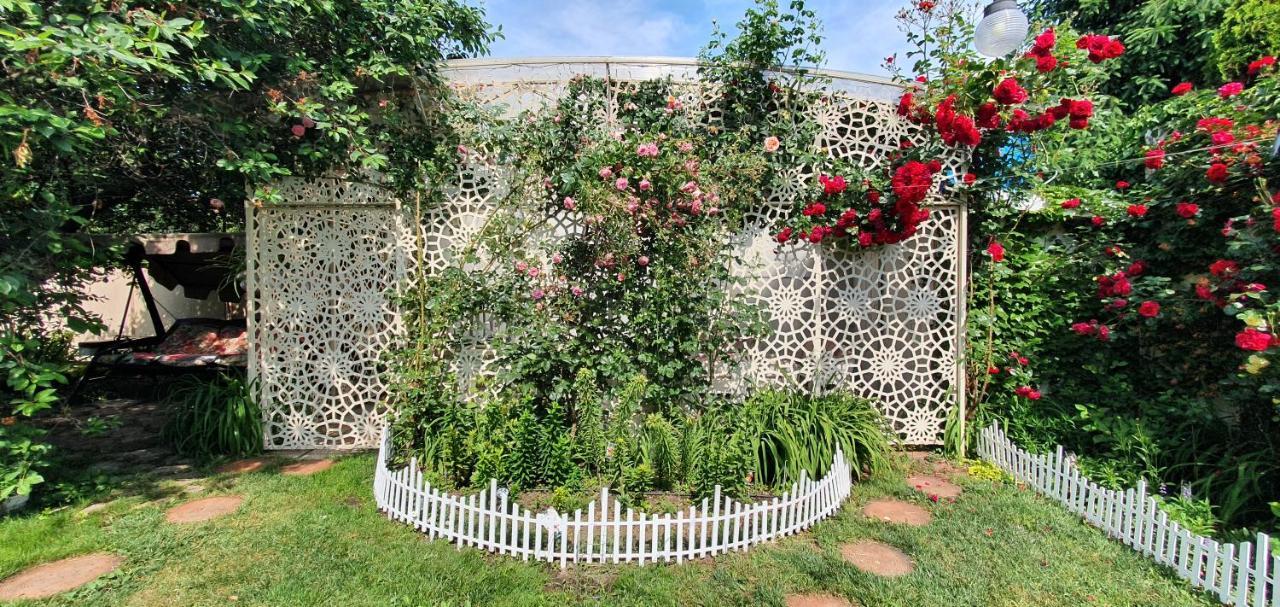 Holiday Home Near Sea Одеса Екстериор снимка